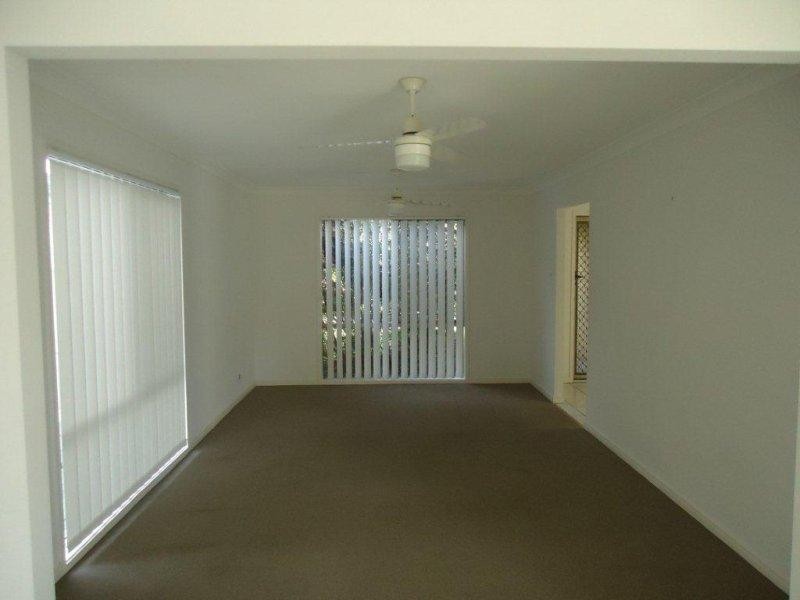 54 McGahey St, Rothwell QLD 4022