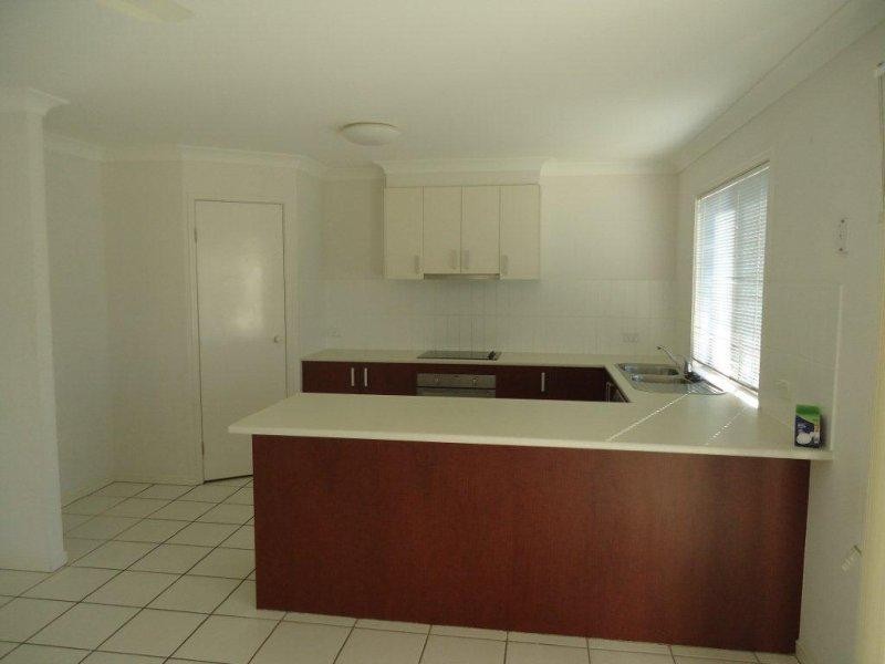 54 McGahey St, Rothwell QLD 4022