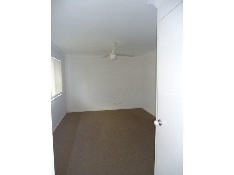 54 McGahey St, Rothwell QLD 4022