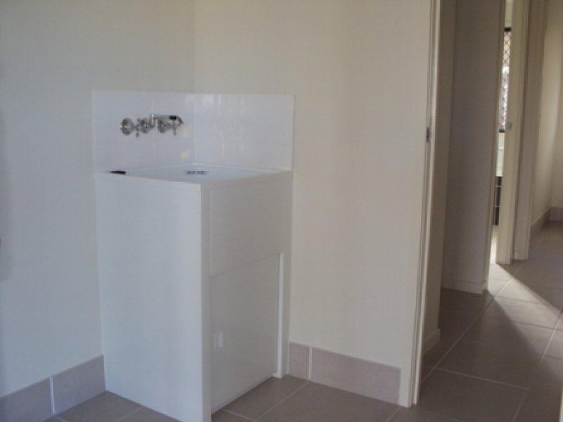 16 O’Donnell  St, Augustine Heights QLD 4300