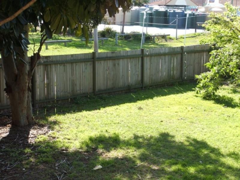 52 Henry St, Chermside QLD 4032