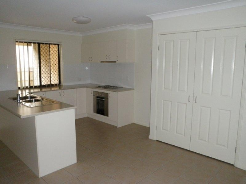 17 Rebecca  Cres, Joyner QLD 4500