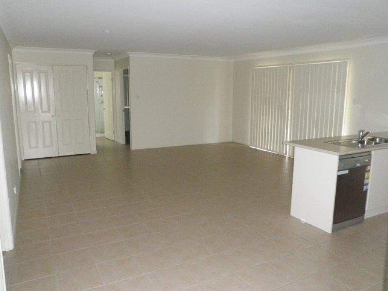 17 Rebecca  Cres, Joyner QLD 4500