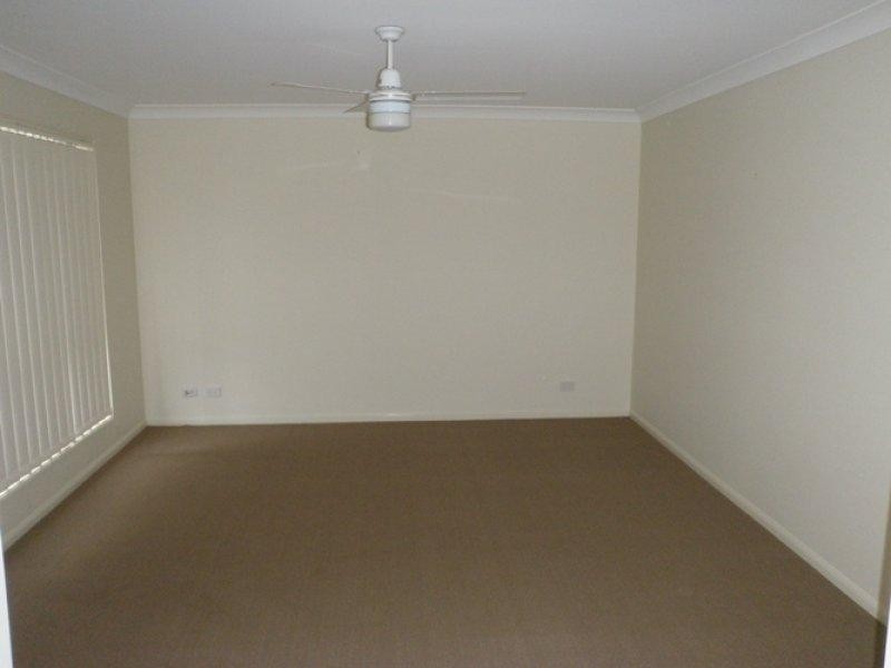 17 Rebecca  Cres, Joyner QLD 4500