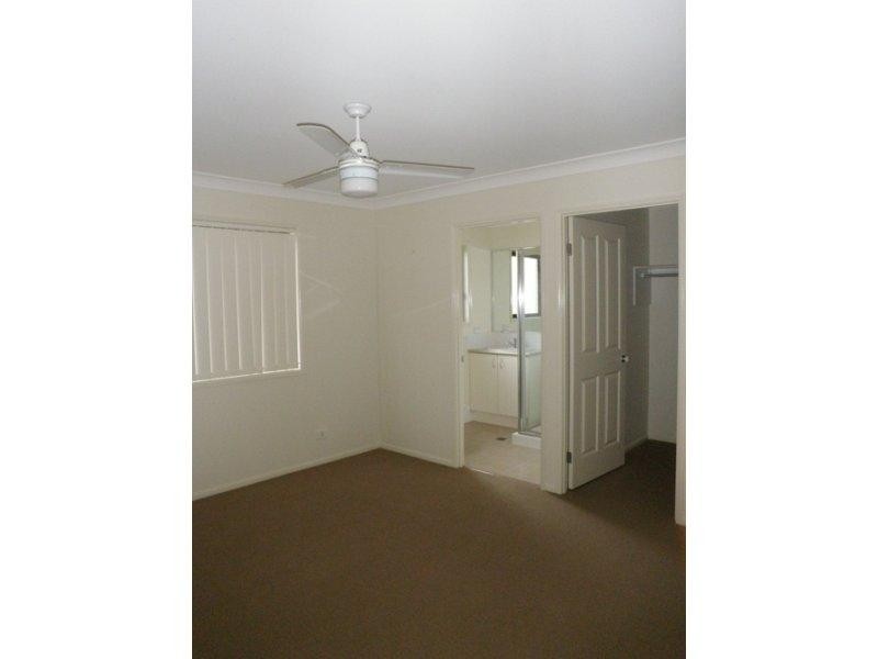 17 Rebecca  Cres, Joyner QLD 4500