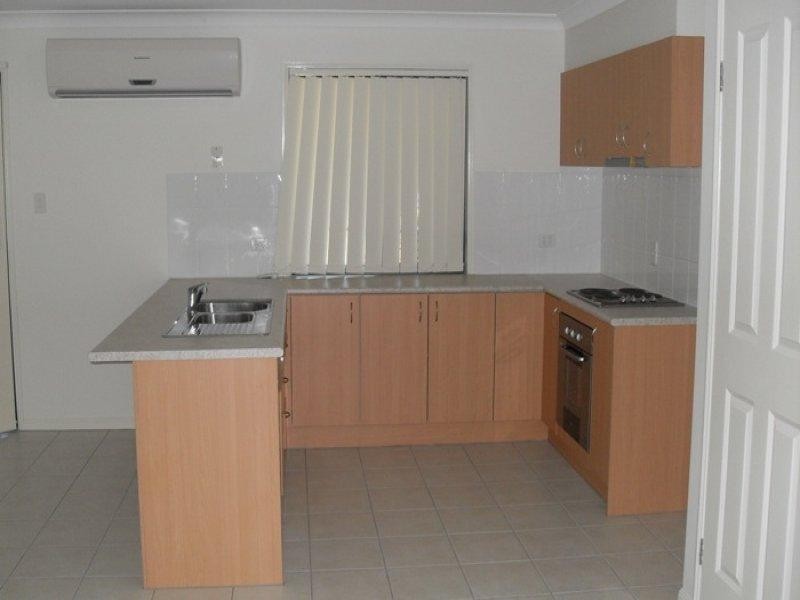 4 Charles  Ct, Joyner QLD 4500