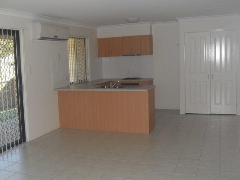 4 Charles  Ct, Joyner QLD 4500