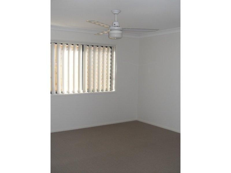 4 Charles  Ct, Joyner QLD 4500