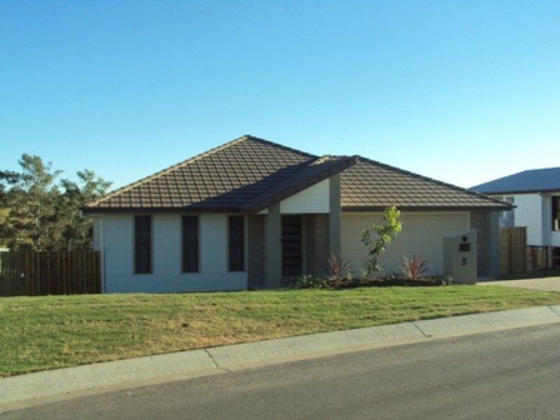 5 Harold Reinhardt Dr, Redbank Plains QLD 4301