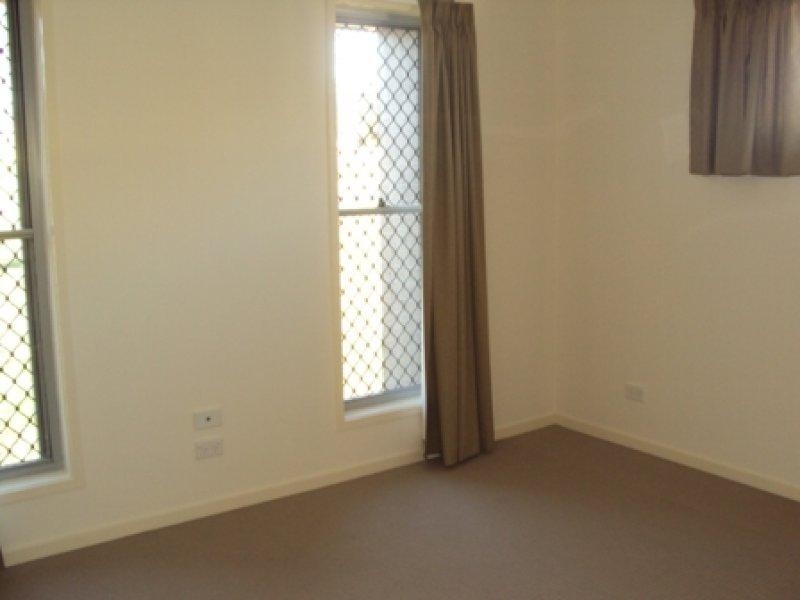 7 Harold Reinhardt Dr, Redbank Plains QLD 4301