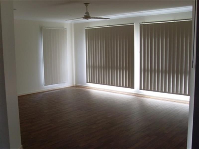 102 Ingles  St, Redbank Plains QLD 4301
