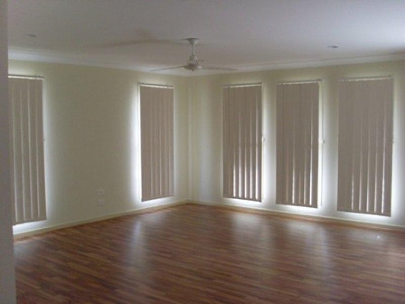 9 Freeman St, Goodna QLD 4300