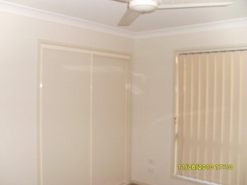 31 Flower Pl, Richlands QLD 4077