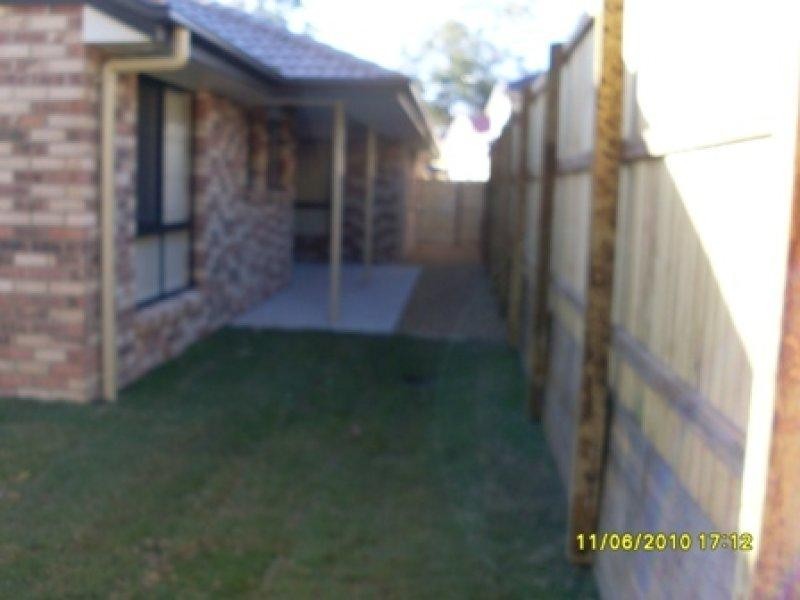 31 Flower Pl, Richlands QLD 4077