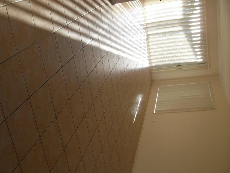 7 Hubner  Dr, Rothwell QLD 4022