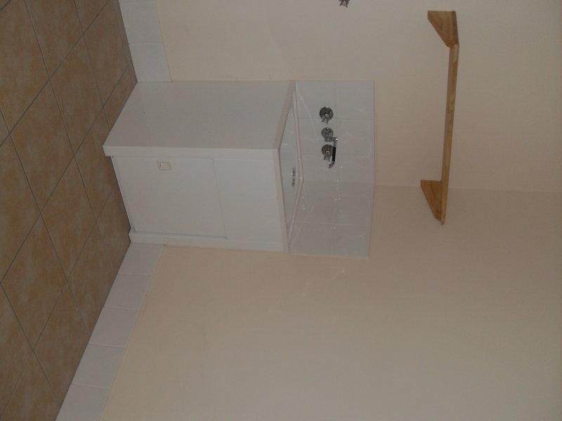 7 Hubner  Dr, Rothwell QLD 4022