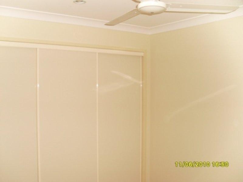 24 Flower Pl, Richlands QLD 4077