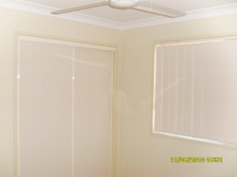 24 Flower Pl, Richlands QLD 4077