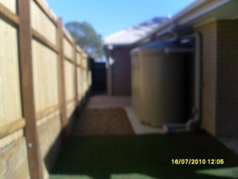 14 Flower  Pl, Richlands QLD 4077