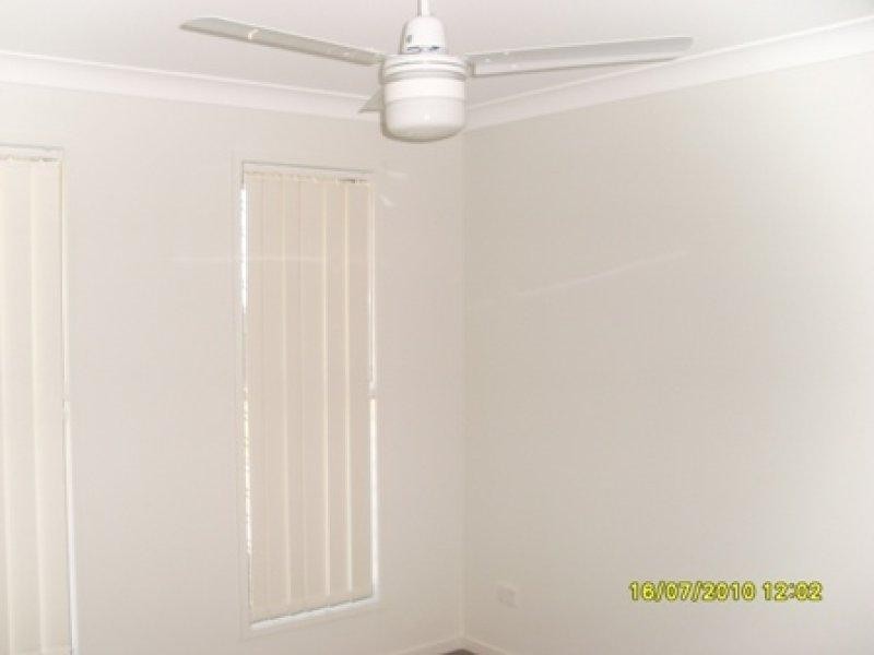 14 Flower  Pl, Richlands QLD 4077