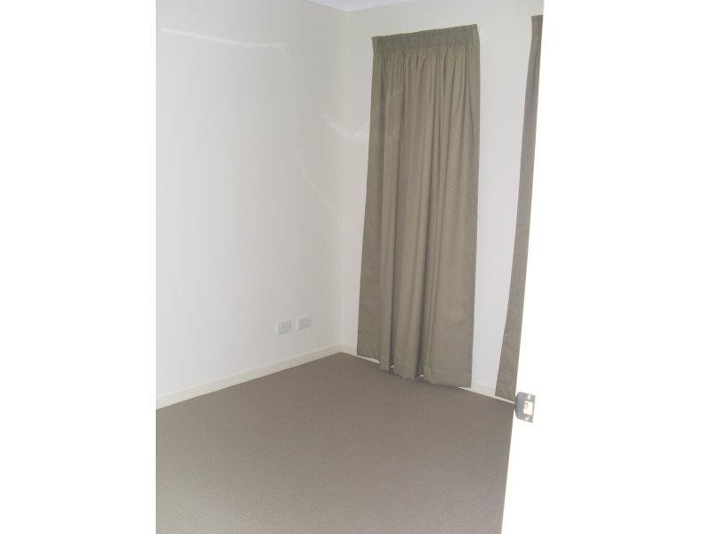 20 Daryl Reinhardt Dr, Redbank Plains QLD 4301