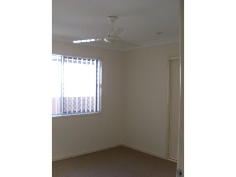 20 Daryl Reinhardt Dr, Redbank Plains QLD 4301