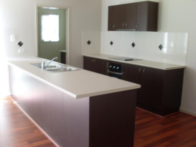 12 Andrew Walker  Dr, Goodna QLD 4300