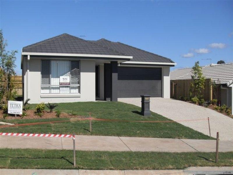 12 Prospect  St, Warner QLD 4500