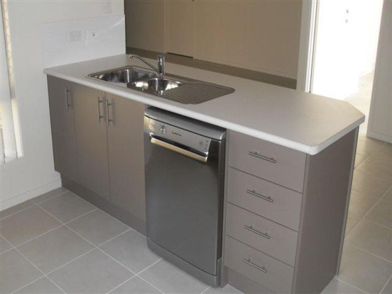 12 Prospect  St, Warner QLD 4500