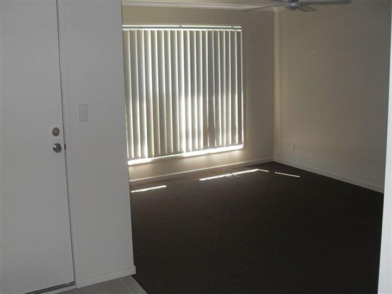 12 Prospect  St, Warner QLD 4500