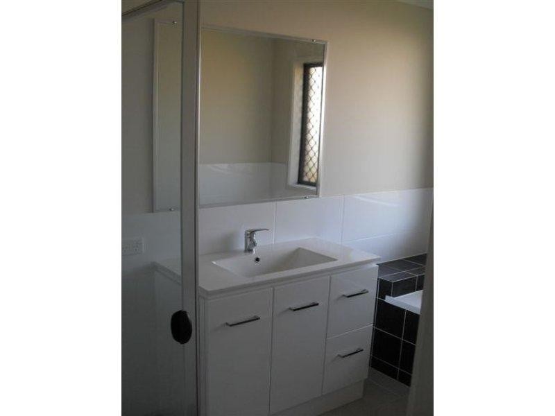 12 Prospect  St, Warner QLD 4500