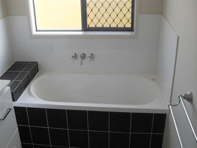 12 Prospect  St, Warner QLD 4500