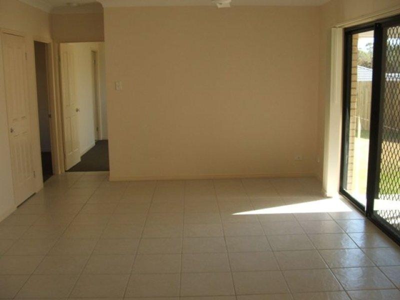 26 Summerhill St, Victoria Point QLD 4165