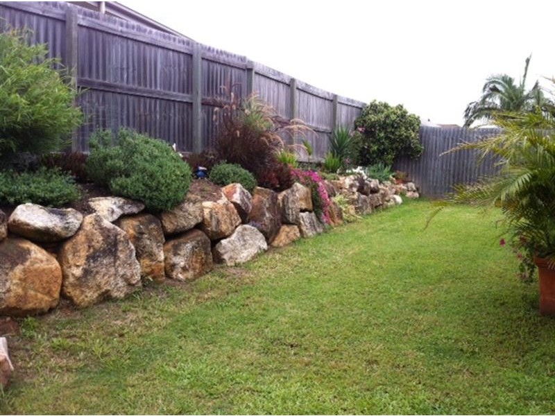 2 Griffen  Pl, Crestmead QLD 4132