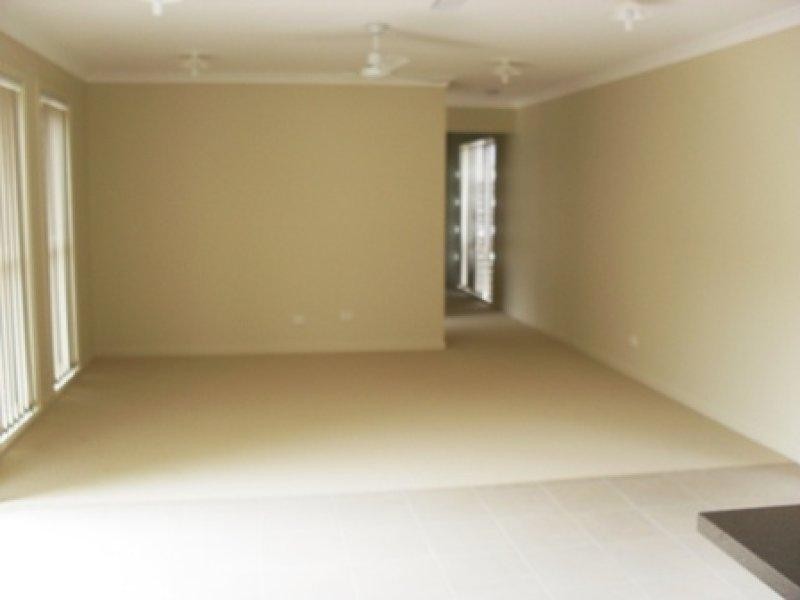 37 Collingrove  Cct, Pimpama QLD 4209