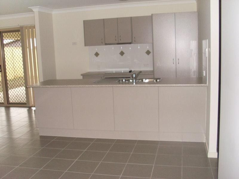 31 Harold Reinhardt Dr, Redbank Plains QLD 4301