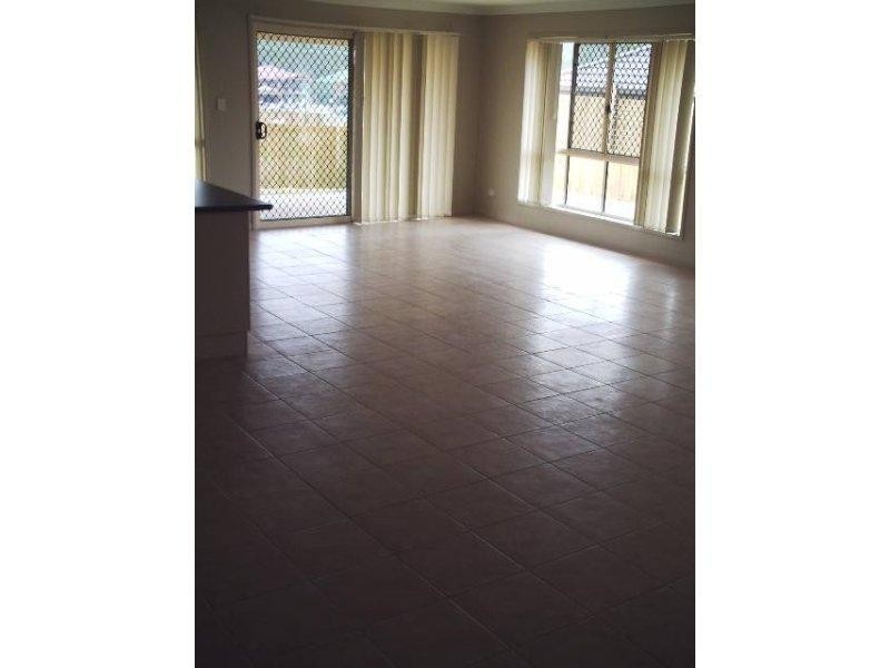 60 Karelyn  Dr, Joyner QLD 4500