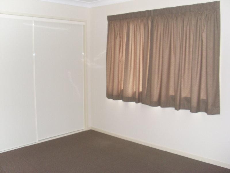 24 Rasmussen Cres, Redbank Plains QLD 4301