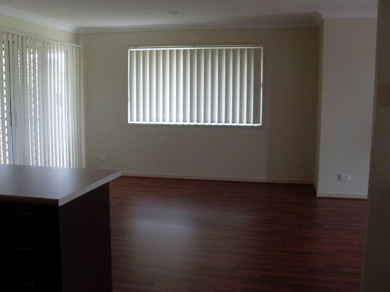 24 Rasmussen Cres, Redbank Plains QLD 4301