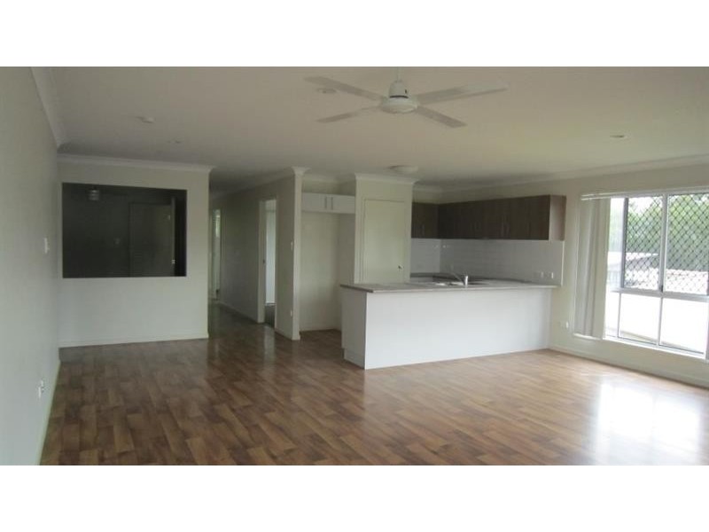 7 Salomon Ct, Goodna QLD 4300