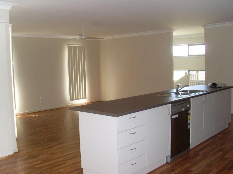 114 Ingles Dr, Redbank Plains QLD 4301