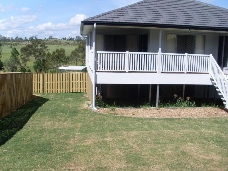 114 Ingles Dr, Redbank Plains QLD 4301