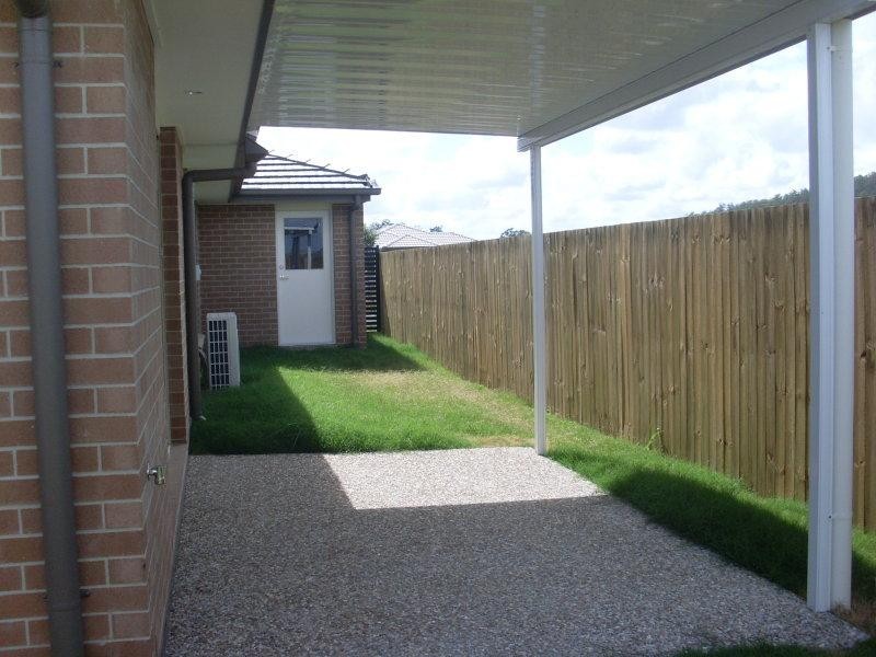 15 Moogerah  Bvd, Redbank Plains QLD 4301