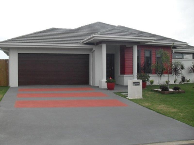 67 Langer  Cct, North Lakes QLD 4509