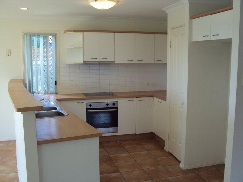 107 Bunker Rd, Victoria Point QLD 4165