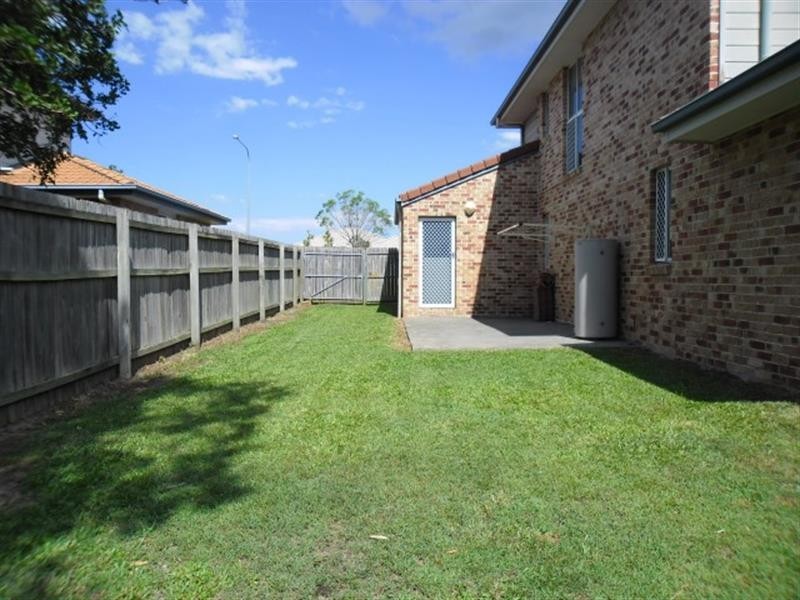 107 Bunker Rd, Victoria Point QLD 4165