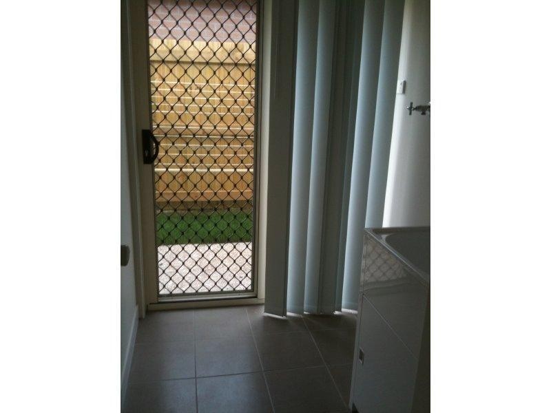 4 Piddington St, Redbank Plains QLD 4301