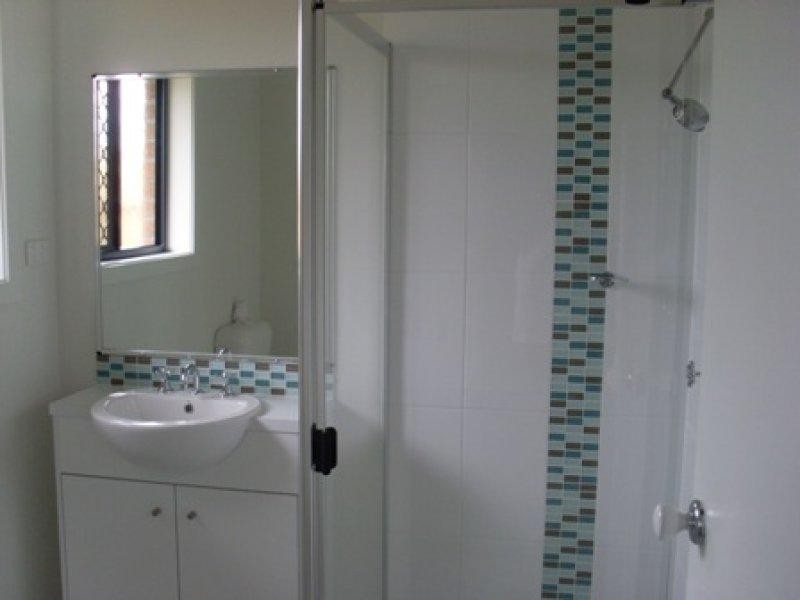 6 Piddington  St, Redbank Plains QLD 4301