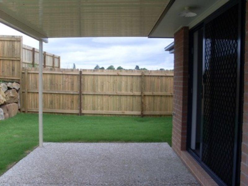 6 Piddington  St, Redbank Plains QLD 4301