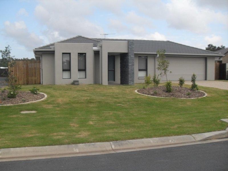 5 Riverstone  St, Ningi QLD 4511